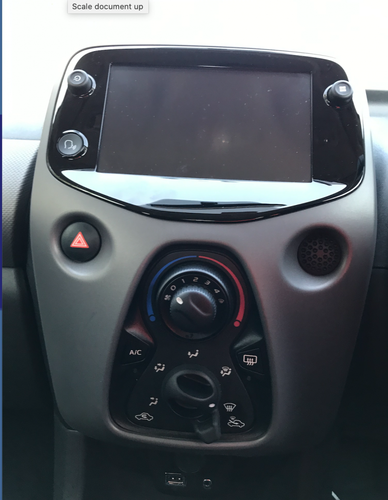 Peugeot 108 screen