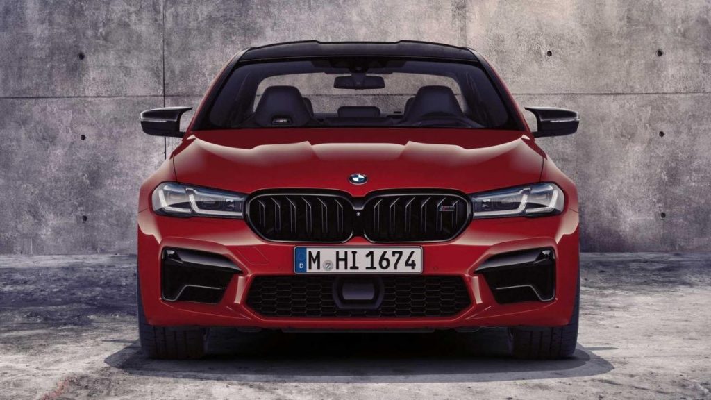 2021 BMW M5 front view