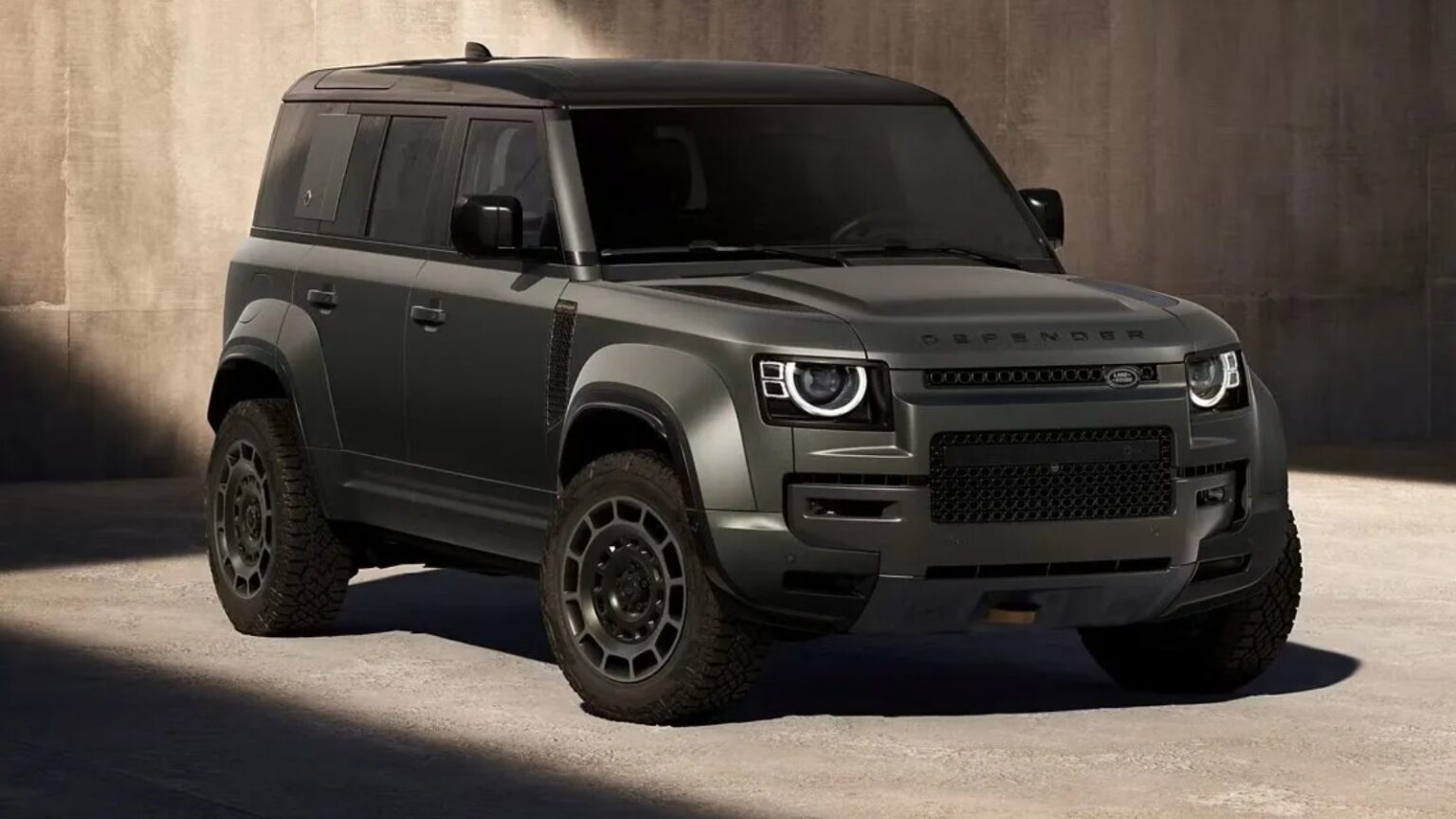 Land Rover Defender.